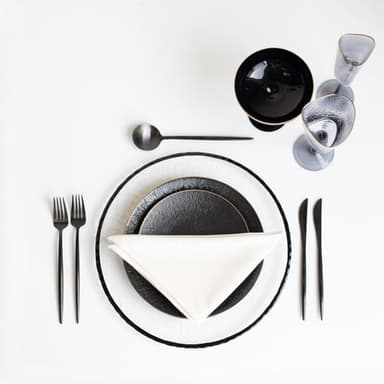 BLACK AND WHITE set