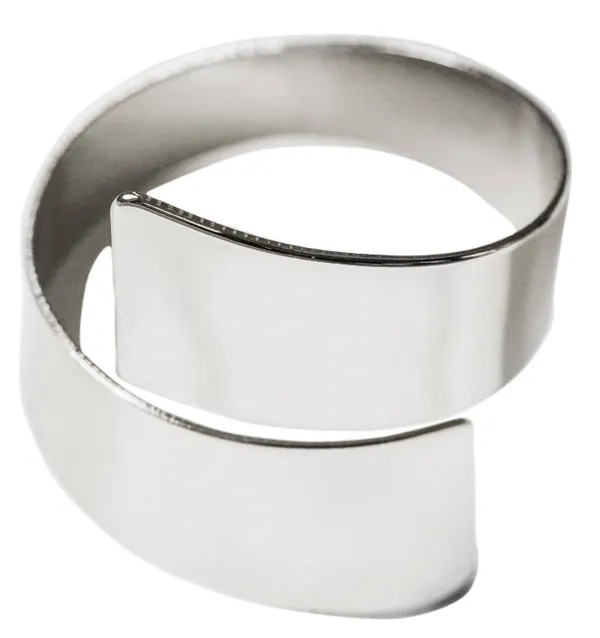 LA MARR silver napkin ring